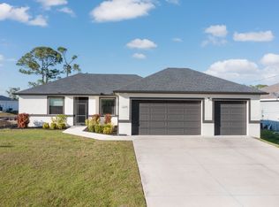2225 NE 33rd St, Cape Coral, FL 33909