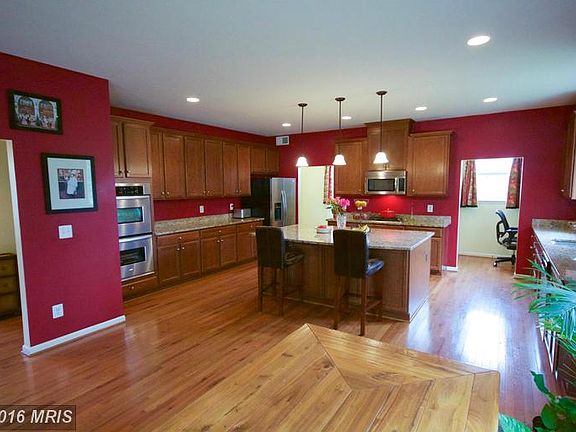5th image of 13005 Brierly Forest Ct