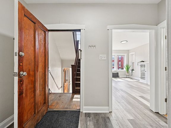 5th image of 3248 W Huron St