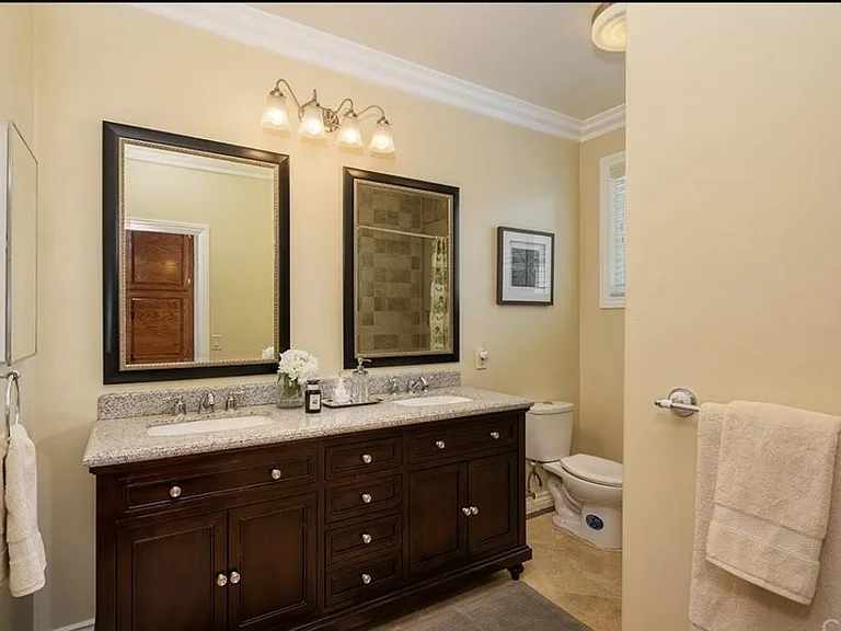 1509 Hollencrest Dr — Photo 23