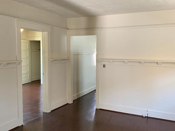 4th image of 435 Vine St