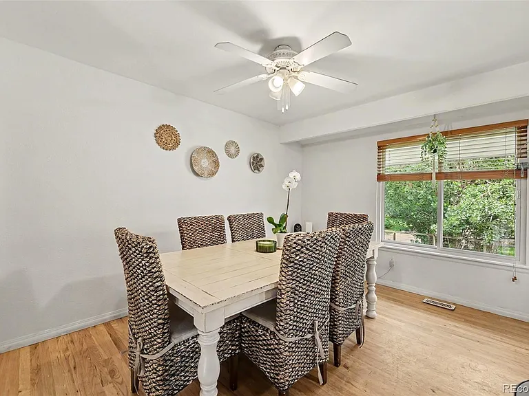 1064 Fairway Ct #3 — Photo 9