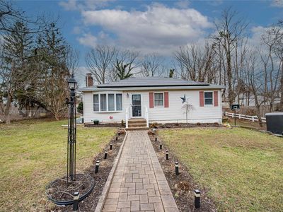 5 W. Giant Oak Drive, Ridge, NY, 11961
