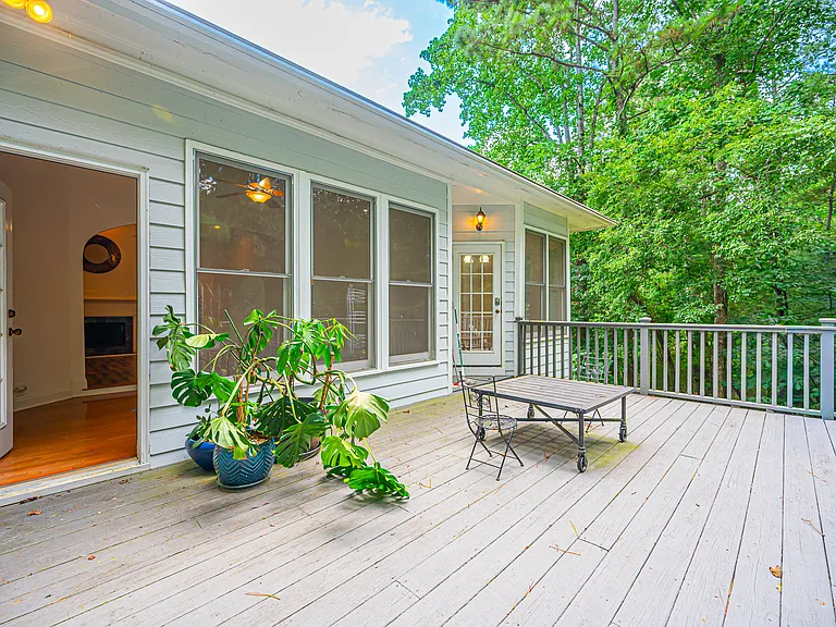 1209 Wood Iris Ln — Photo 34