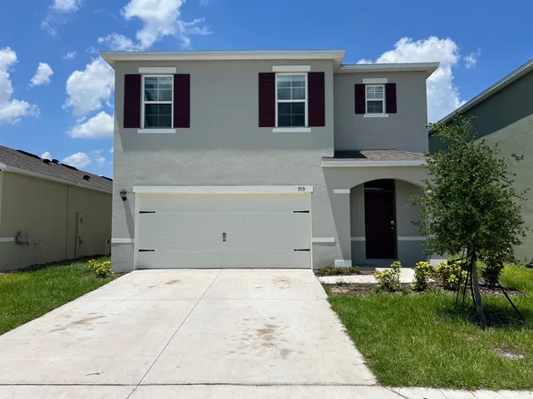 915 Waterfall Blvd, Davenport, FL 33837