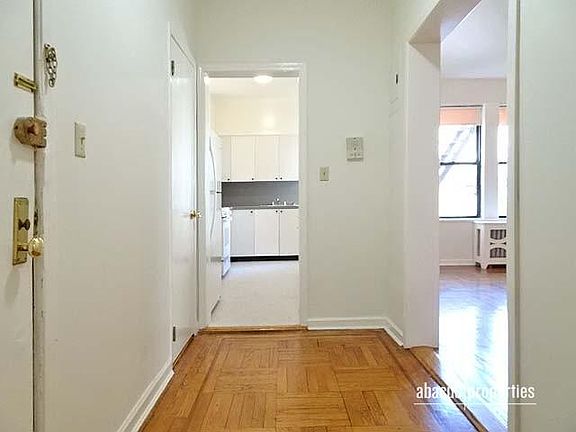 3rd image of 1038 Ocean Ave APT B55