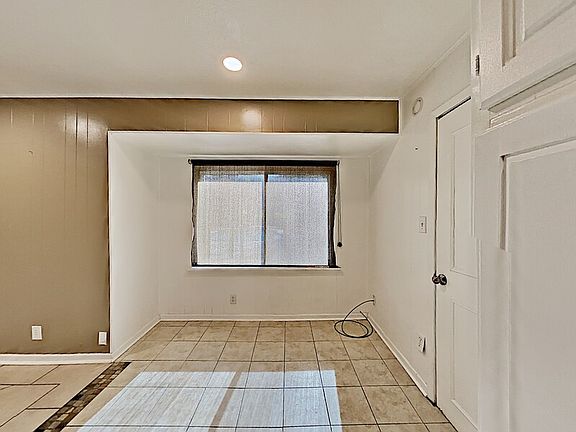 2nd image of 3937 Wosley Dr