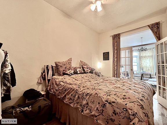 4th image of 782 Manhattan Ave APT 2R