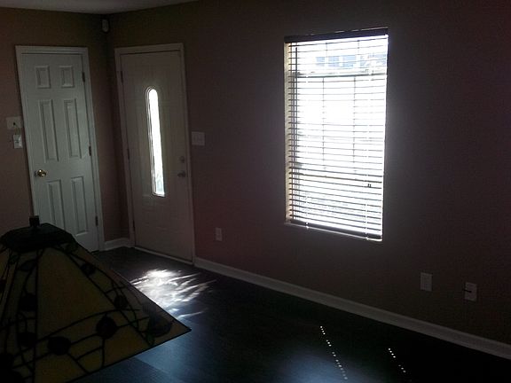 3rd image of 4048 Acorn Dr