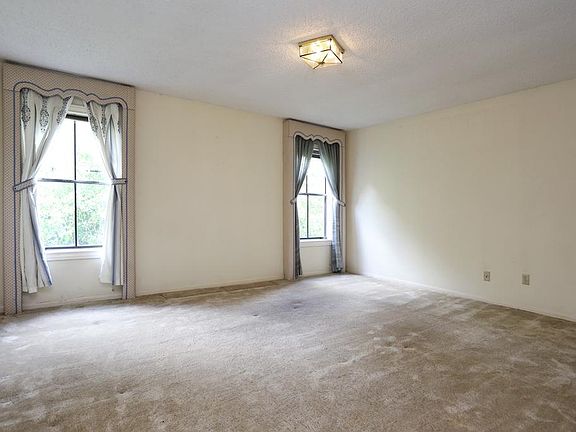5th image of 1714C Nantucket Dr