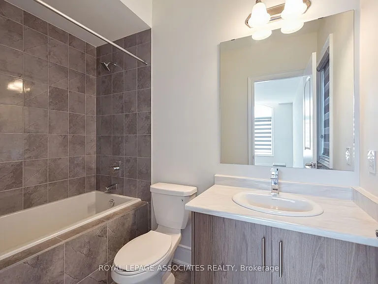 55 Raspberry Ridge Ave — Photo 39