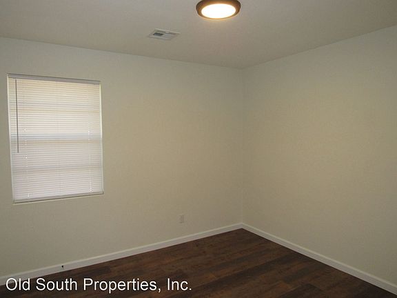 5th image of 2977 Skycrest Dr