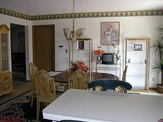 4th image of 6520 Dolphin Cir E