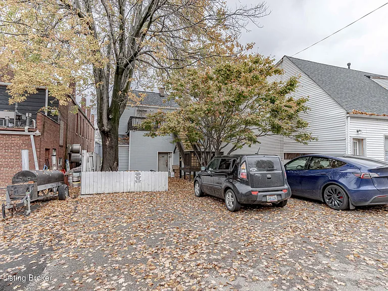 1804 Frankfort Ave #A — Photo 36