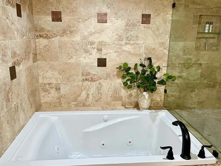4200 N Ocean Dr #1-806 — Photo 24