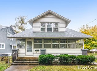 903 Arianna St NW, Grand Rapids, MI 49504