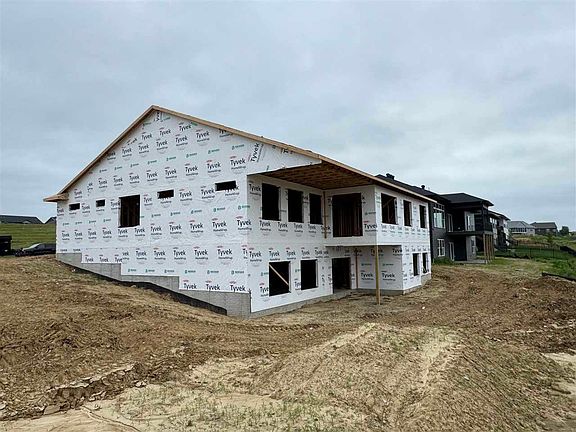 4th image of 652 Rock Ridge Rd