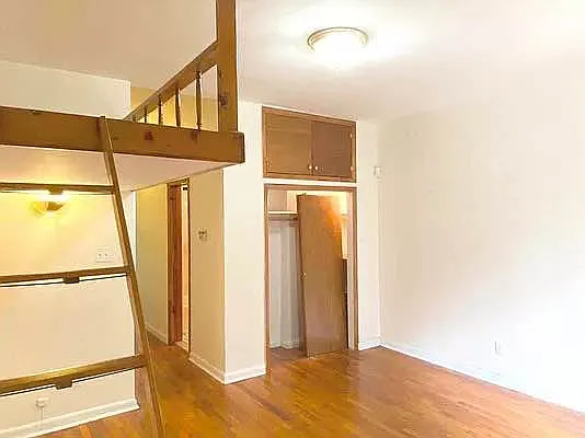 Rented by Compass | media 4