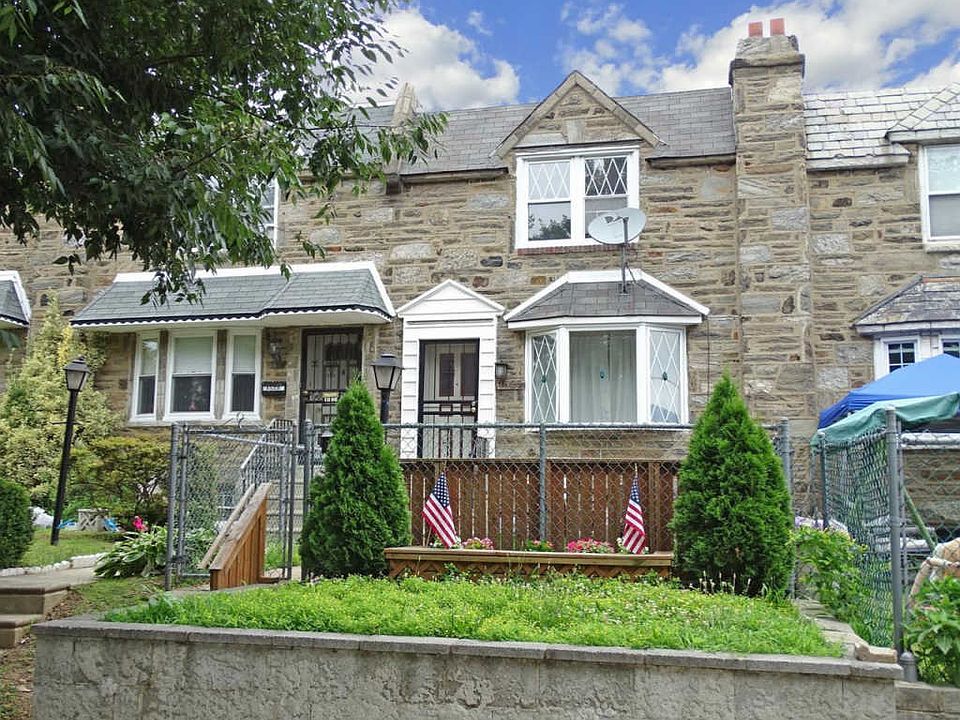 1st image of 1525 Devereaux Ave