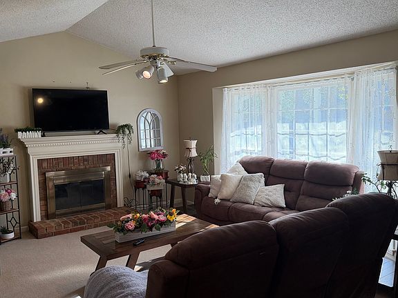 2nd image of 3627 Spring Meadow Ct