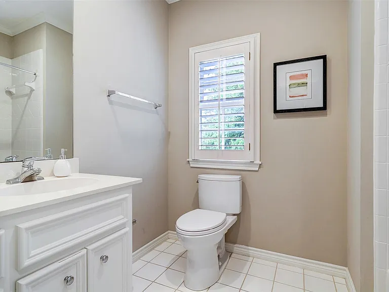 20 Annapolis Ct — Photo 11