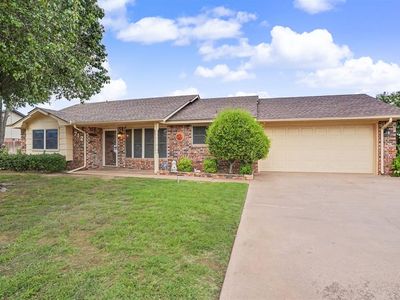 712 Canterbury Blvd, Altus, OK, 73521