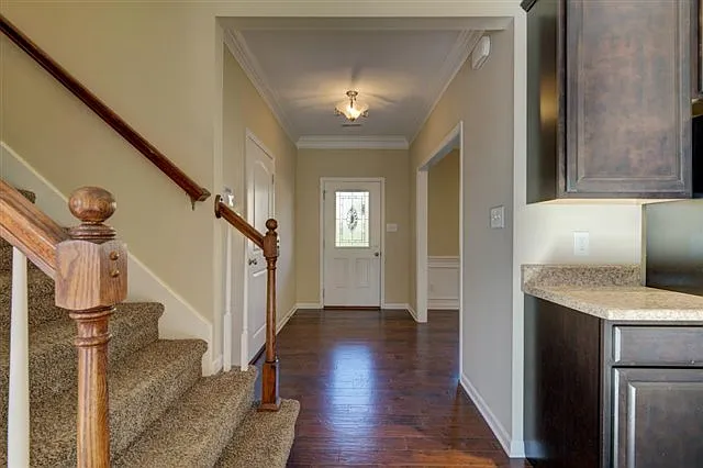 805 Concord Crossing Ln — Photo 3