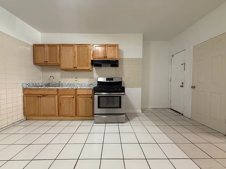 73 Butler St #1 — Photo 4