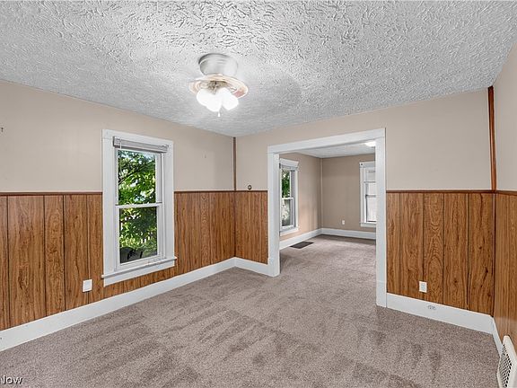 4th image of 980 Shannon Ave
