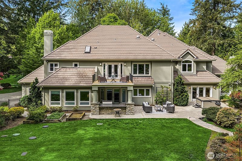 3rd image of 26345 NE 34th Street