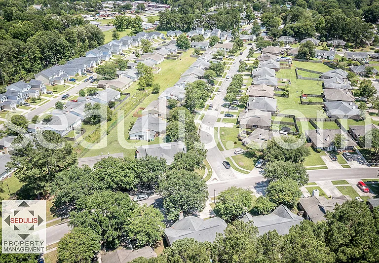 801 Temple Rd #A — Photo 34