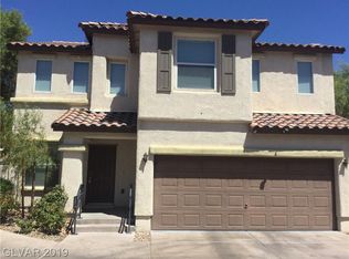 8200 Wildwood Glen Dr, Las Vegas, NV 89131
