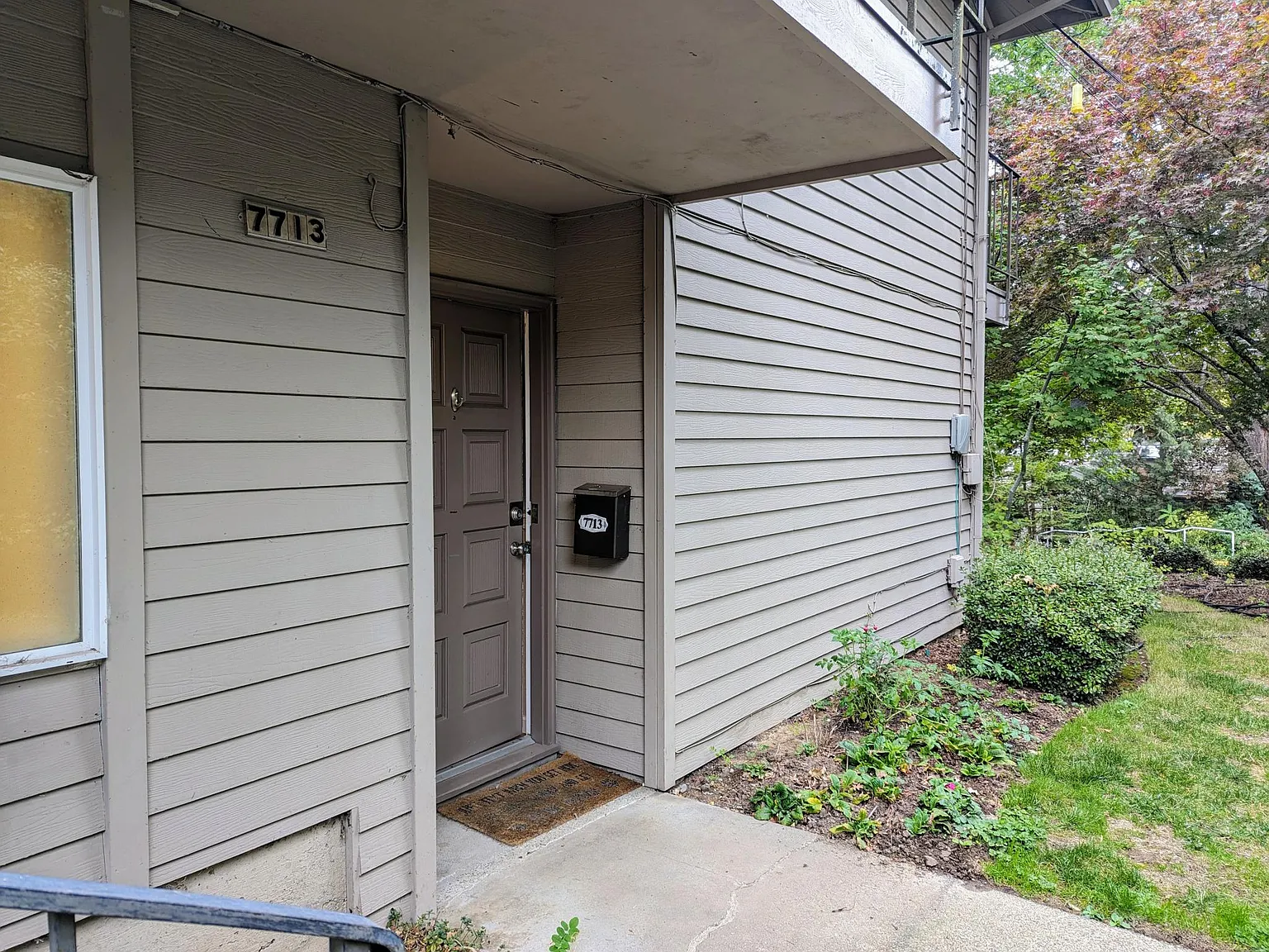 2 bed, 1200 sqft, $2,400 — Photo 1