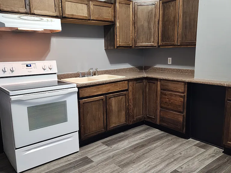 817 Catherine Pl — Photo 13