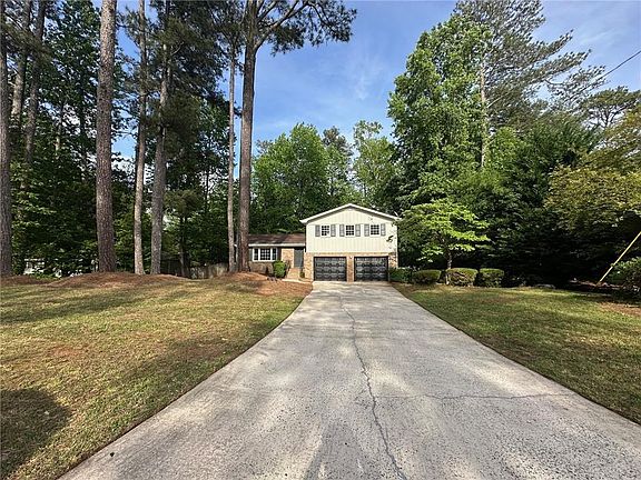 2nd image of 2972 Pathview Ln