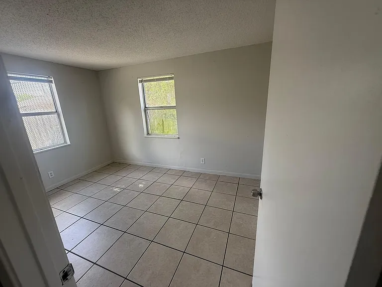 3375 Avenue J #1 — Photo 9