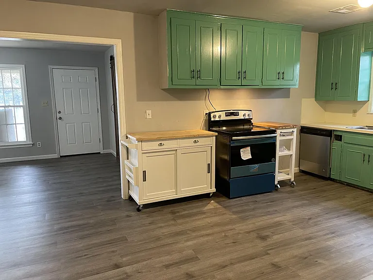 1213 NW 91st St — Photo 5