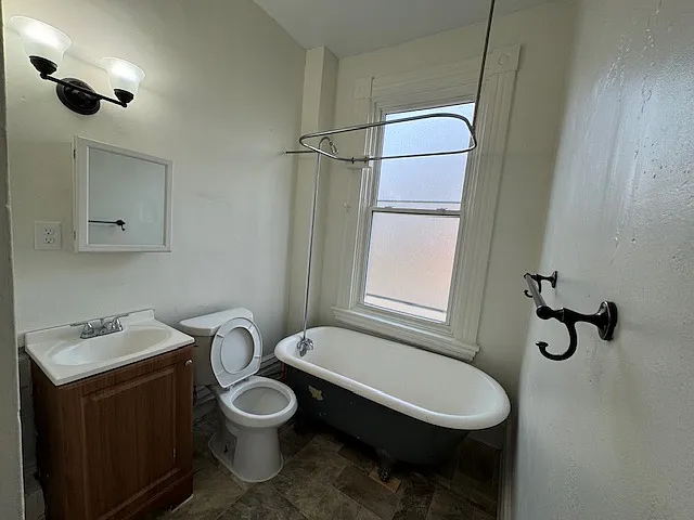 1044 Rosemont Ave — Photo 27