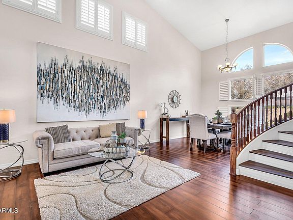 5th image of 870 E Cherrywood Pl