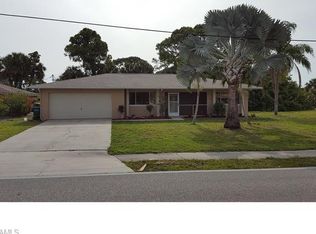 527 SE 24th Ave, Cape Coral, FL 33990