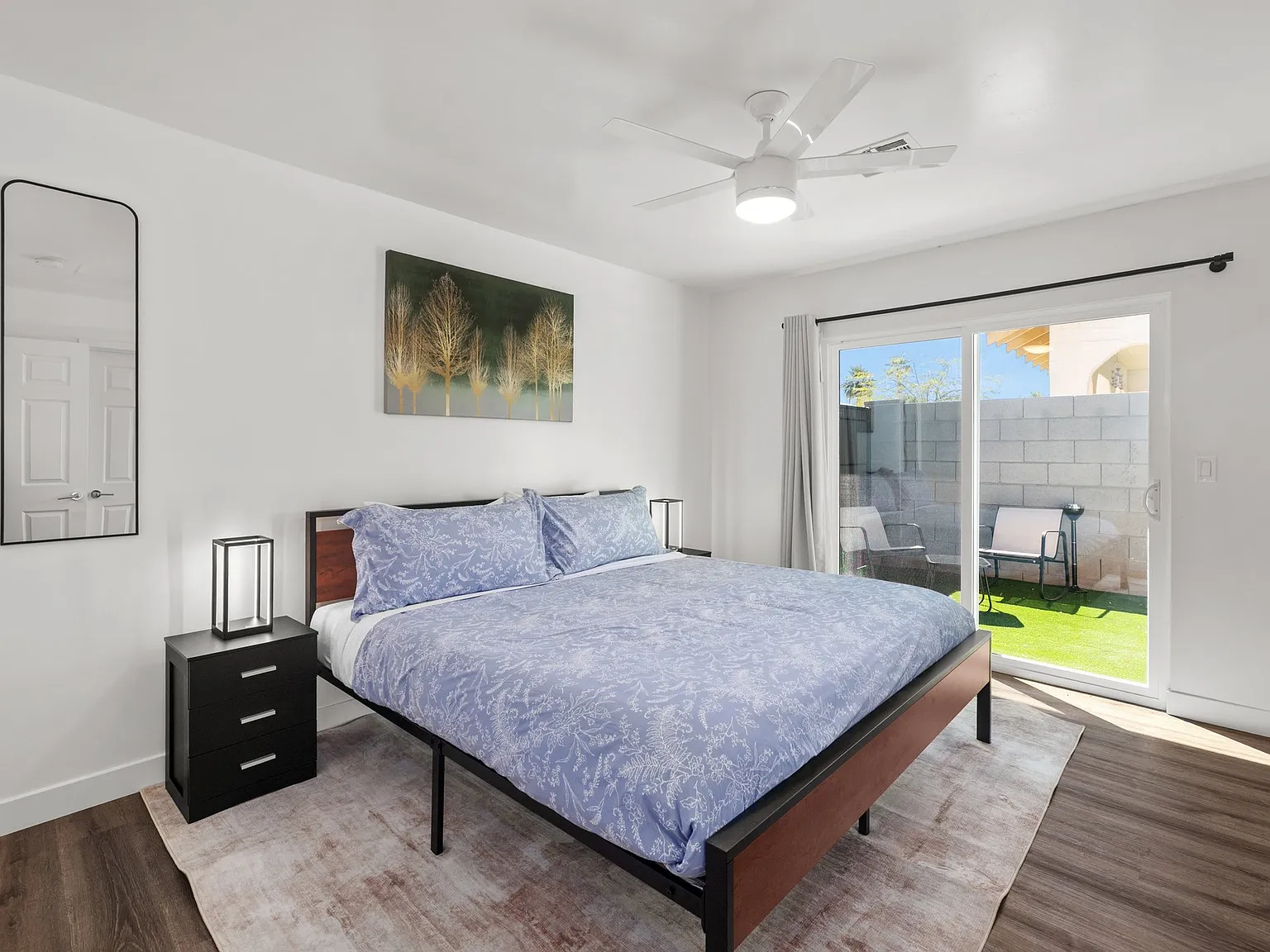 DT PHX |Furnished 1BR | Pet-friendly |All Utils Incl | Ideal for Travel Nurses & Relocators - #1 — Photo 2