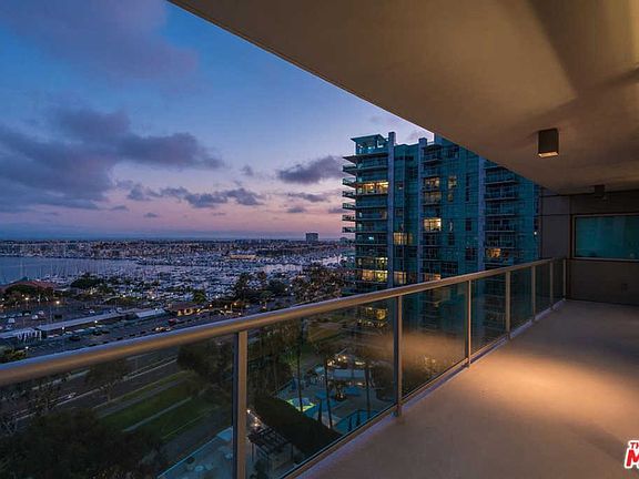3rd image of 13650 Marina Pointe Dr Unit 1201