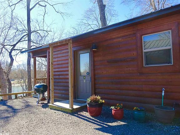3rd image of 100 Swinging Bridge Dr #5E
