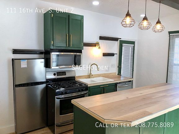 3rd image of 111 16th Ave S #2