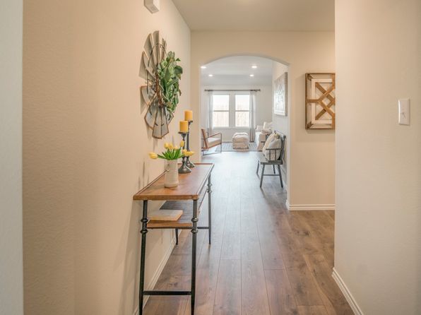 1219 Fairbanks Dr, Ennis, TX 75119