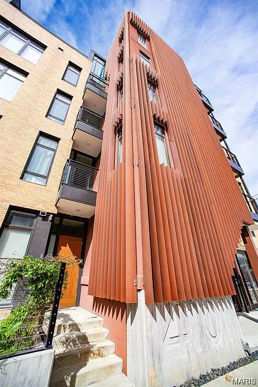 1 bed, 1.0 bath, 771 sqft, $1,775 — Photo 1