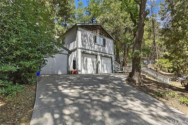 1st image of 21790 Buckthorne Dr
