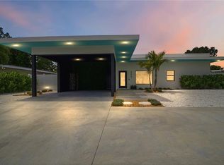 2306 Valencia Dr, Sarasota, FL 34239