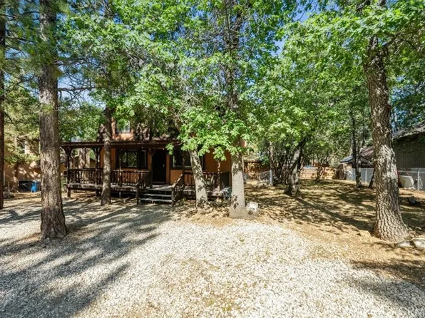 753 Sunset Ln, Sugarloaf, CA 92386