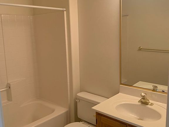 5th image of 1157 N 1570 W #28